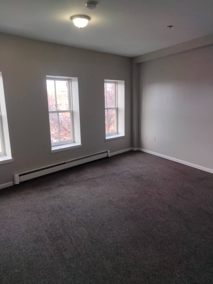 Apartment for rent at 588-612 E Main St #598, Bridgeport, CT 06608