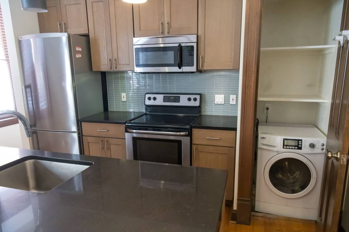 Apartment for rent at 223 Pine St, Harrisburg, PA 17101