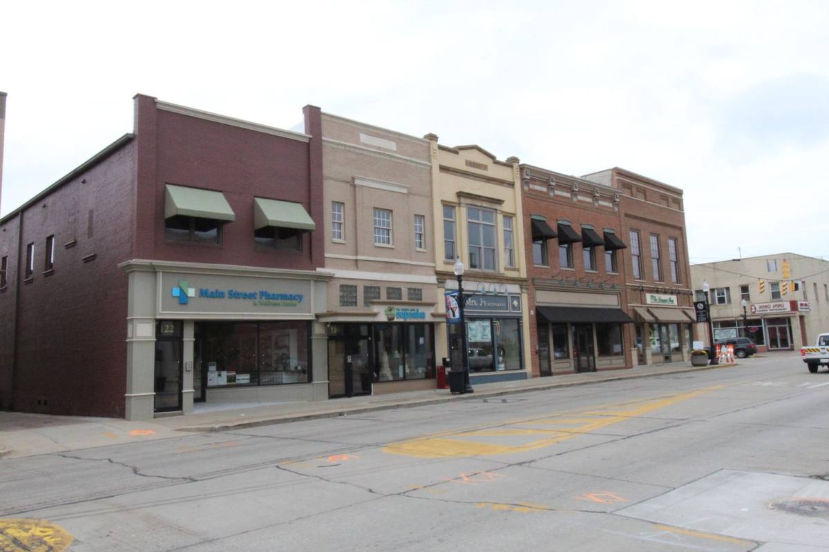 Apartment for rent at 122 N Main St, Orrville, OH 44667
