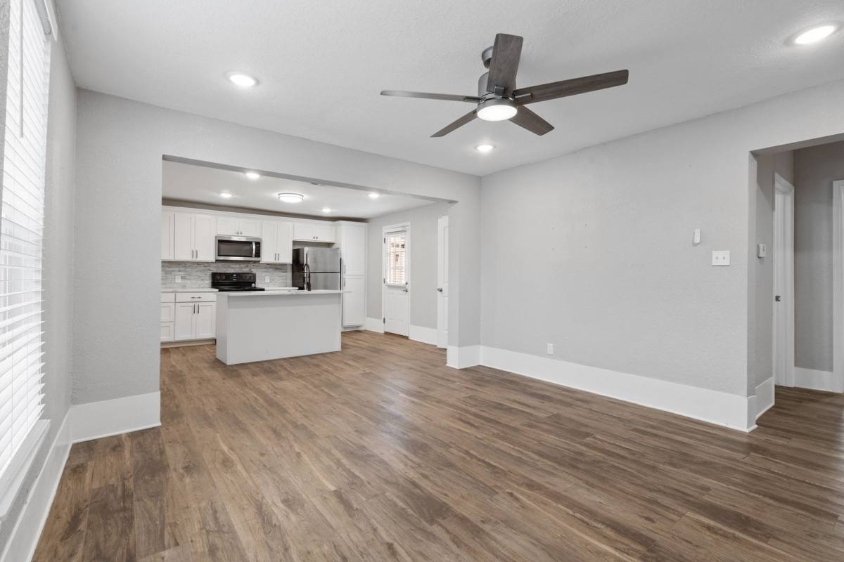 House for rent at 103 May Ave, Cleburne, TX 76031