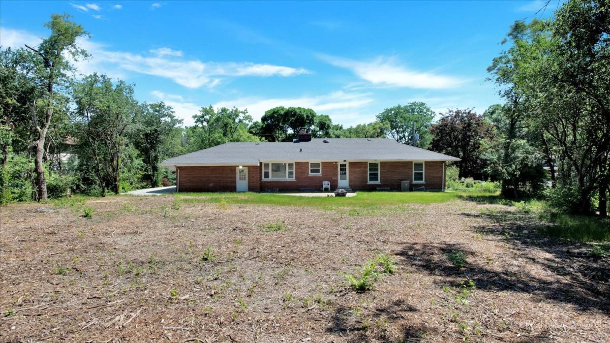 House for rent at 11460 73rd Place, Willowbrook, IL 60527