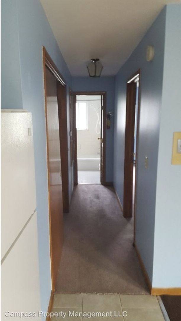 Apartment for rent at 600 Wooddale Terrace, Greenwood, IN 46142