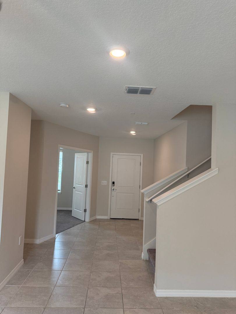 House for rent at 1042 Michelangelo Lane, Winter Haven, FL 33884