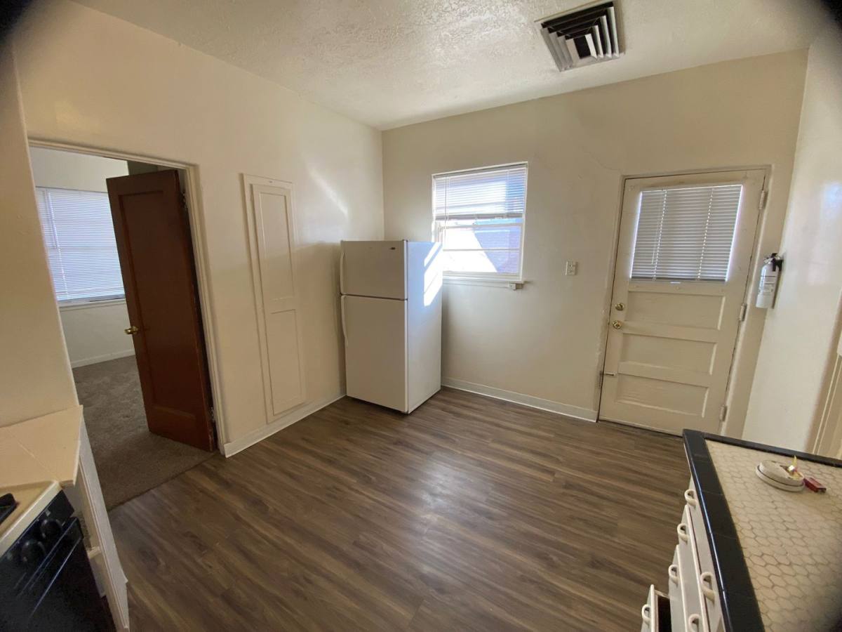 Apartment for rent at 715-725 Copper Ave NW, Albuquerque, NM 87102