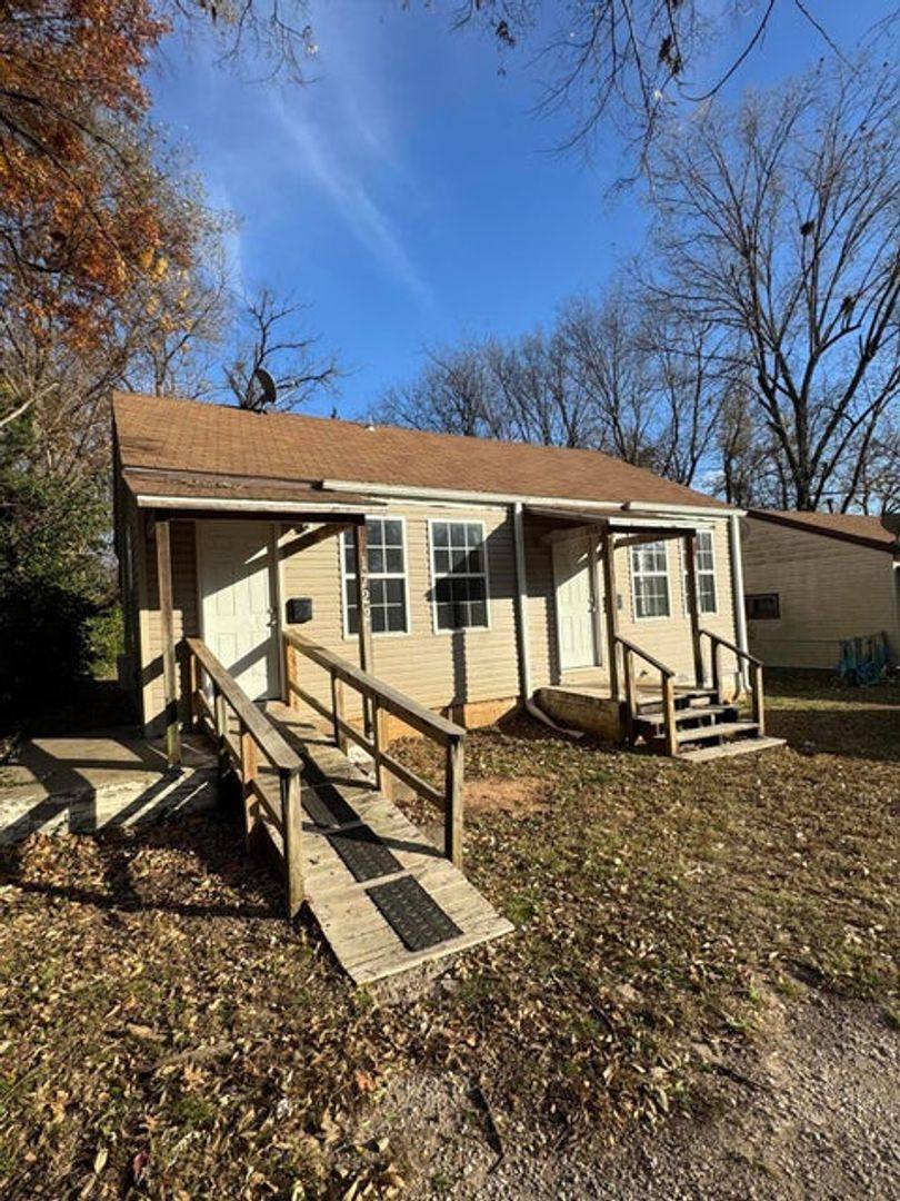 House for rent at 1722 N Fremont, Springfield, MO 65803