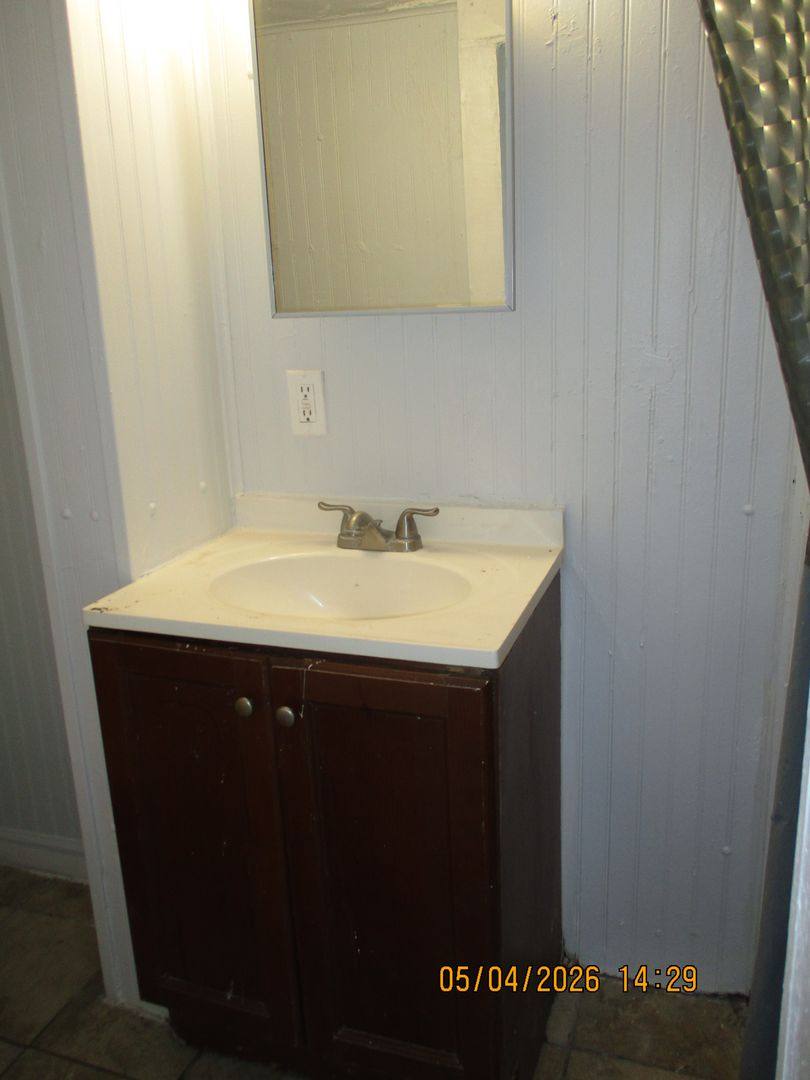 Apartment for rent at 117 S Grandview Ave, Daytona Beach, FL 32118
