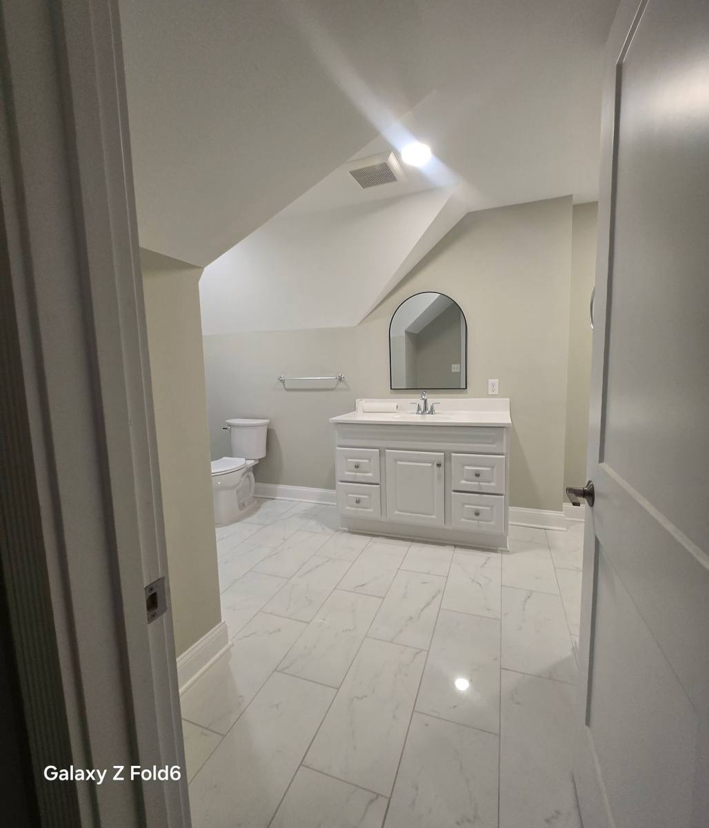 Apartment for rent at 68 E Philadelphia St, Detroit, MI 48202