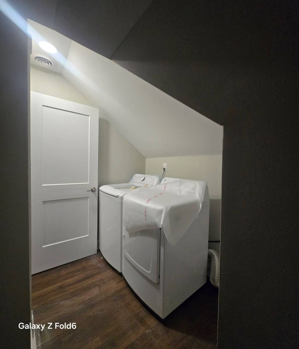 Apartment for rent at 68 E Philadelphia St, Detroit, MI 48202