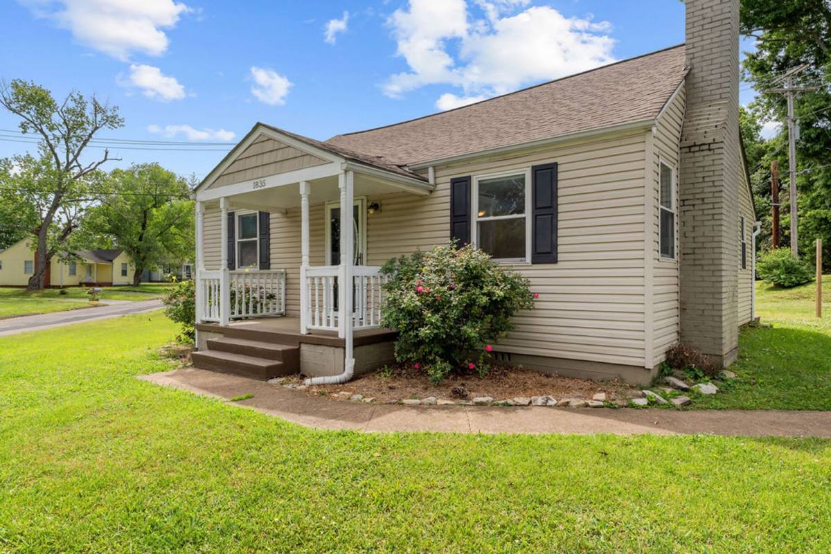 House for rent at 1835 Dalton St, Alcoa, TN 37701