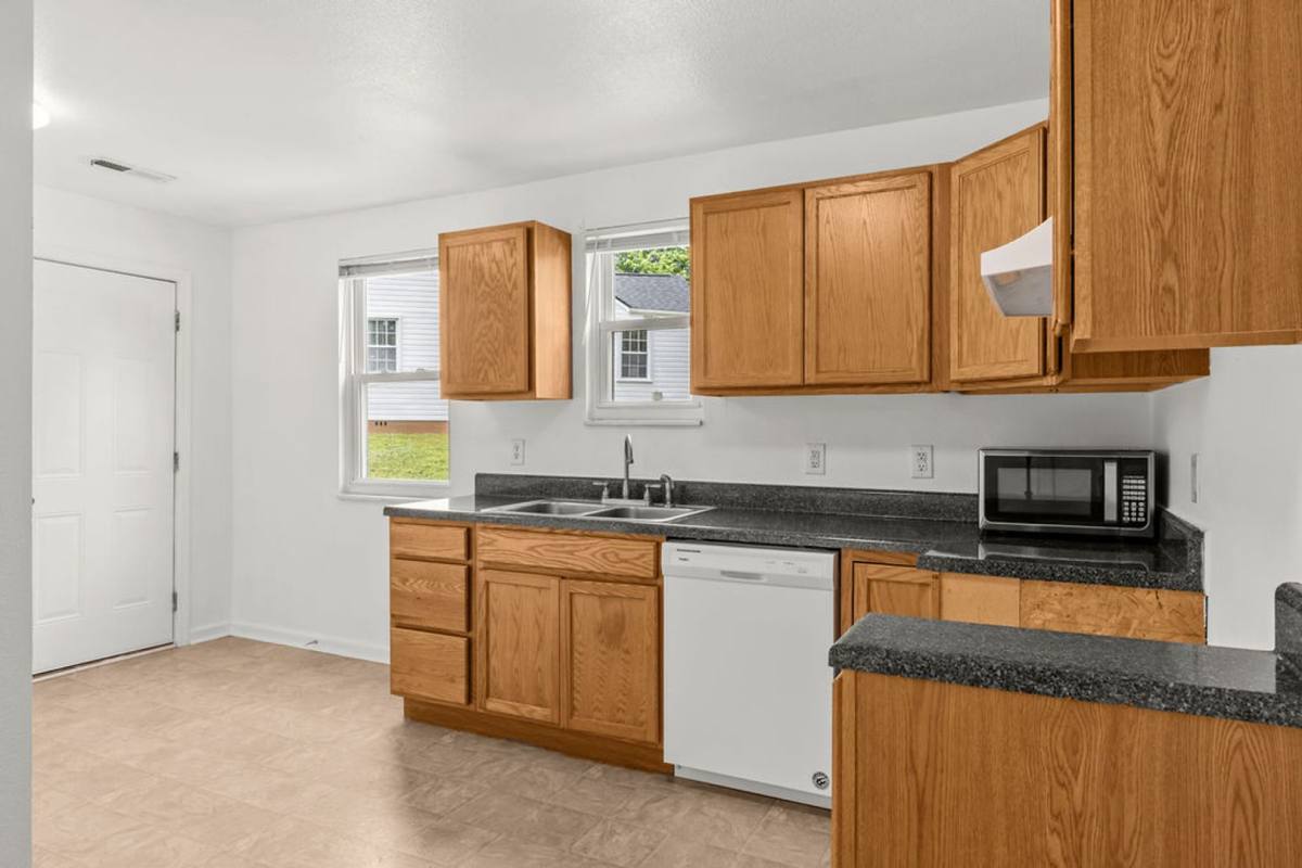 House for rent at 1835 Dalton St, Alcoa, TN 37701
