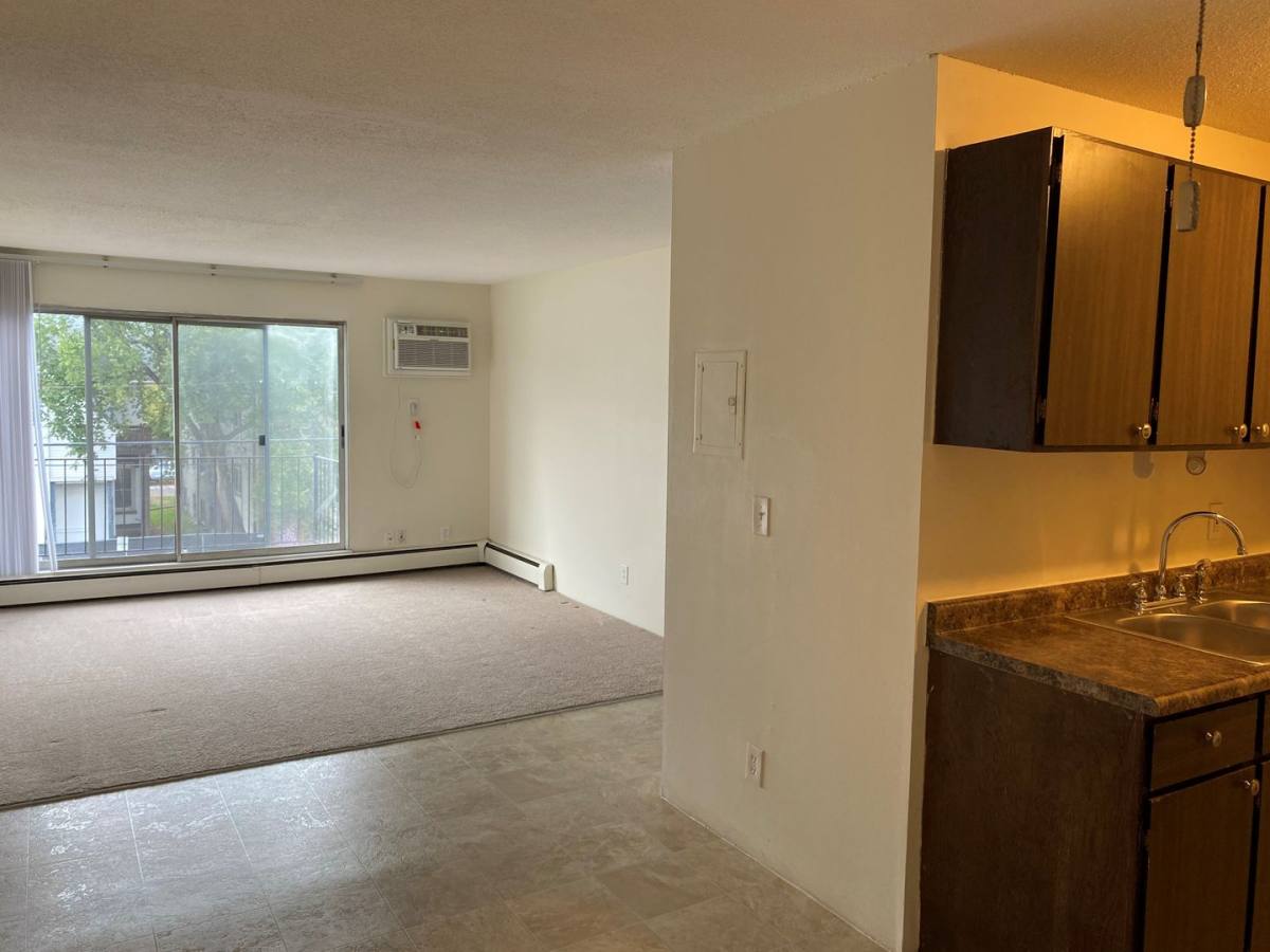 Apartment for rent at 2655 Colfax Ave S, Minneapolis, MN 55408