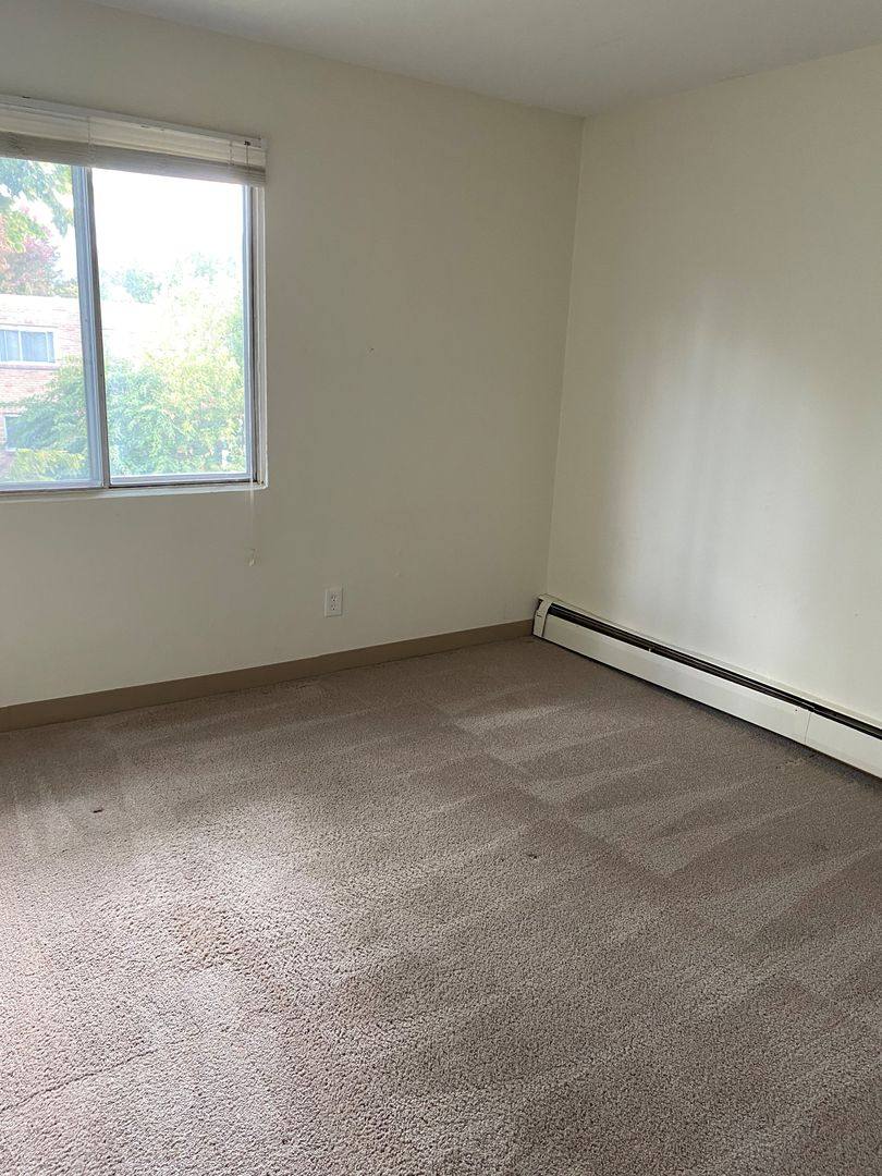 Apartment for rent at 2655 Colfax Ave S, Minneapolis, MN 55408