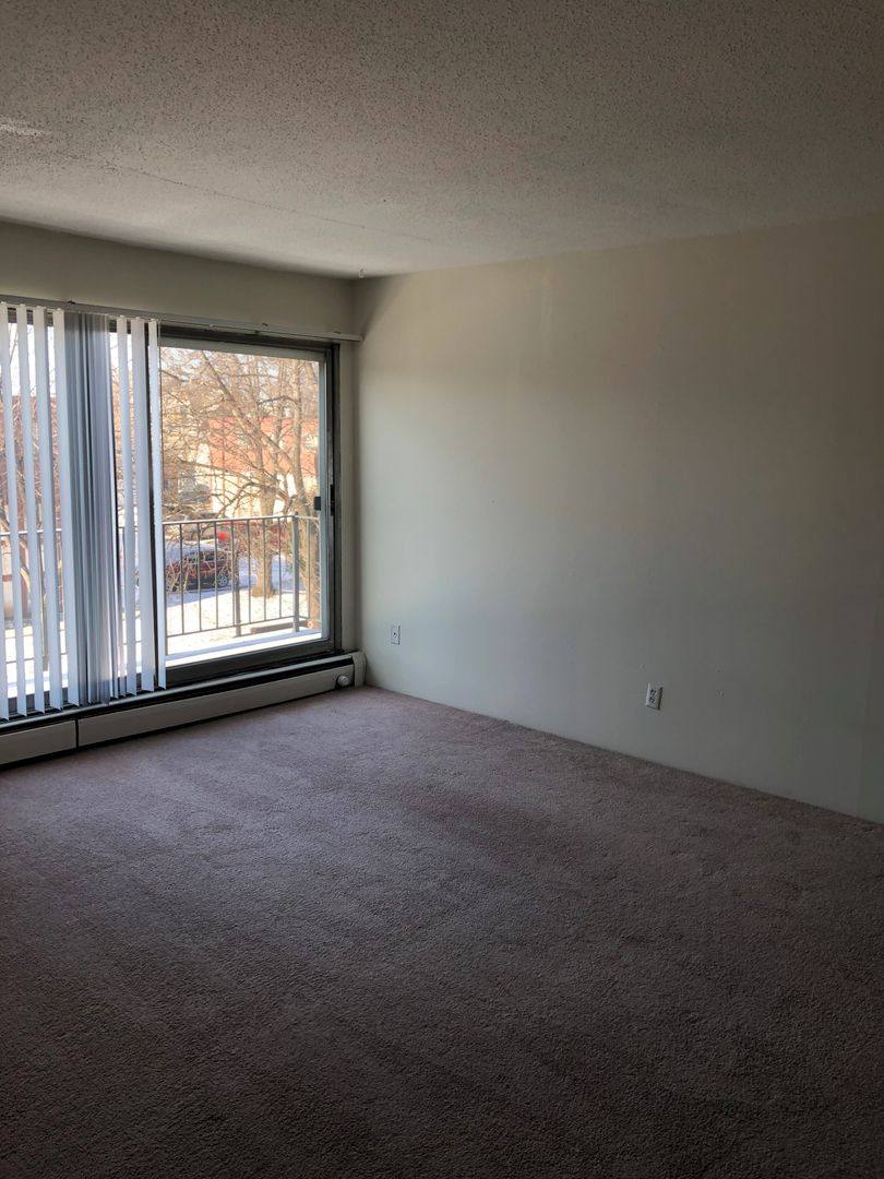 Apartment for rent at 2655 Colfax Ave S, Minneapolis, MN 55408