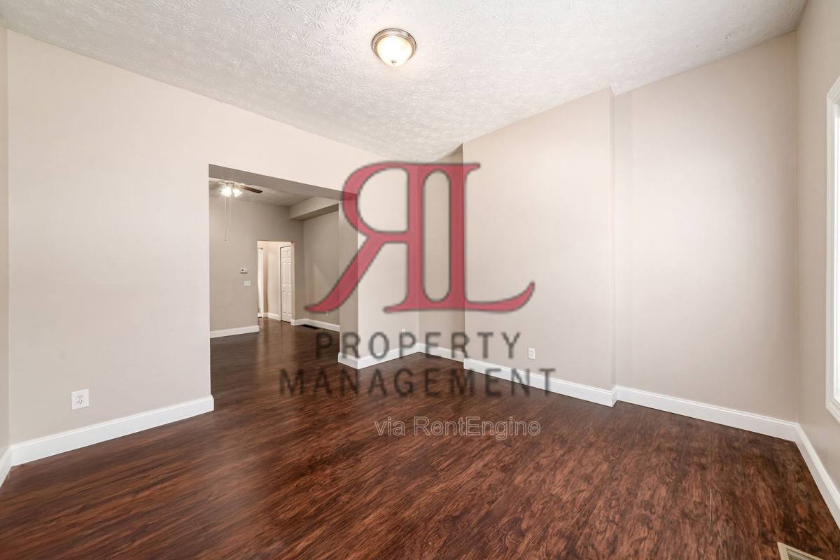 Apartment for rent at 282 S Ohio Ave, Columbus, OH 43205