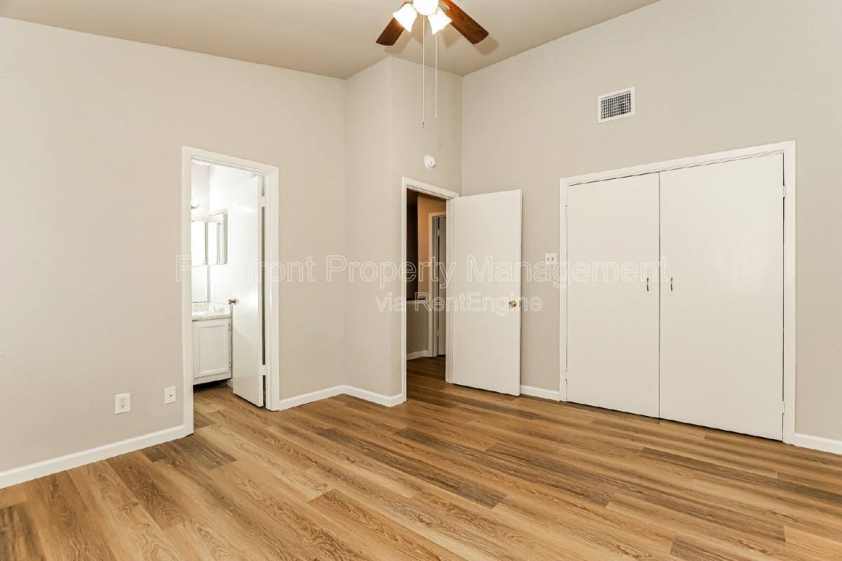 Apartment for rent at 7802 Richard Frank Way #2, San Antonio, TX 78240