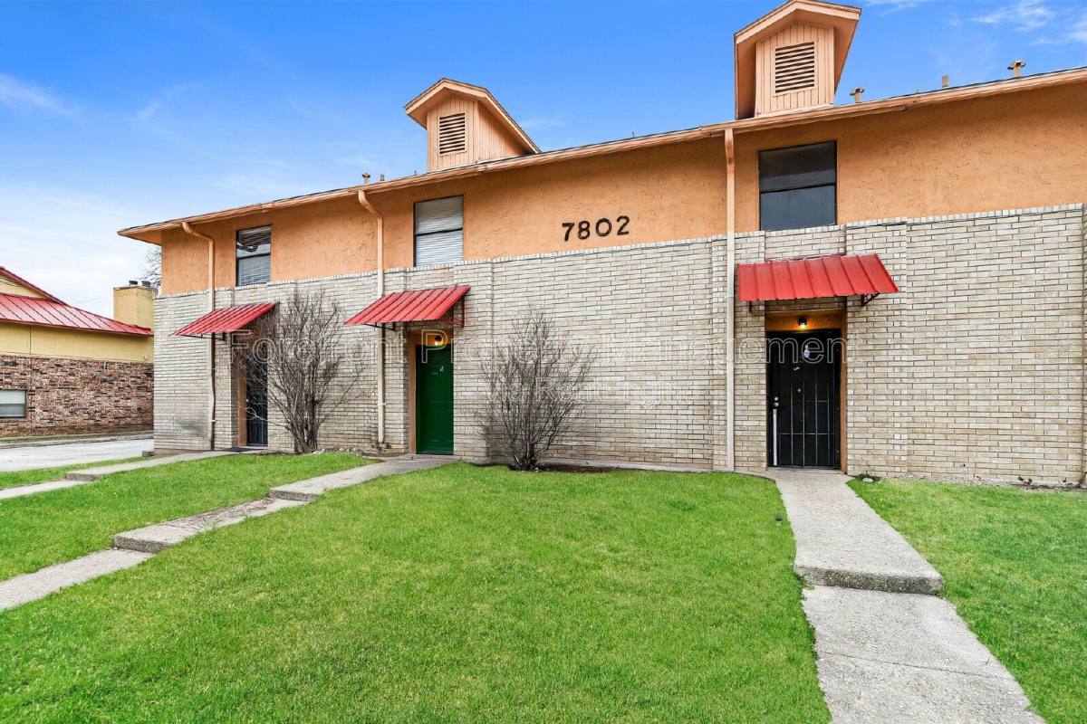 Apartment for rent at 7802 Richard Frank Way #2, San Antonio, TX 78240