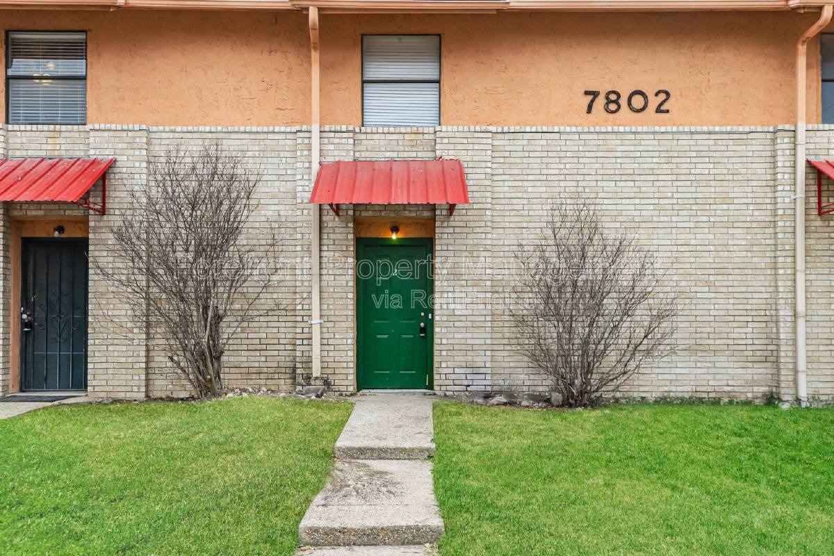 Apartment for rent at 7802 Richard Frank Way #2, San Antonio, TX 78240