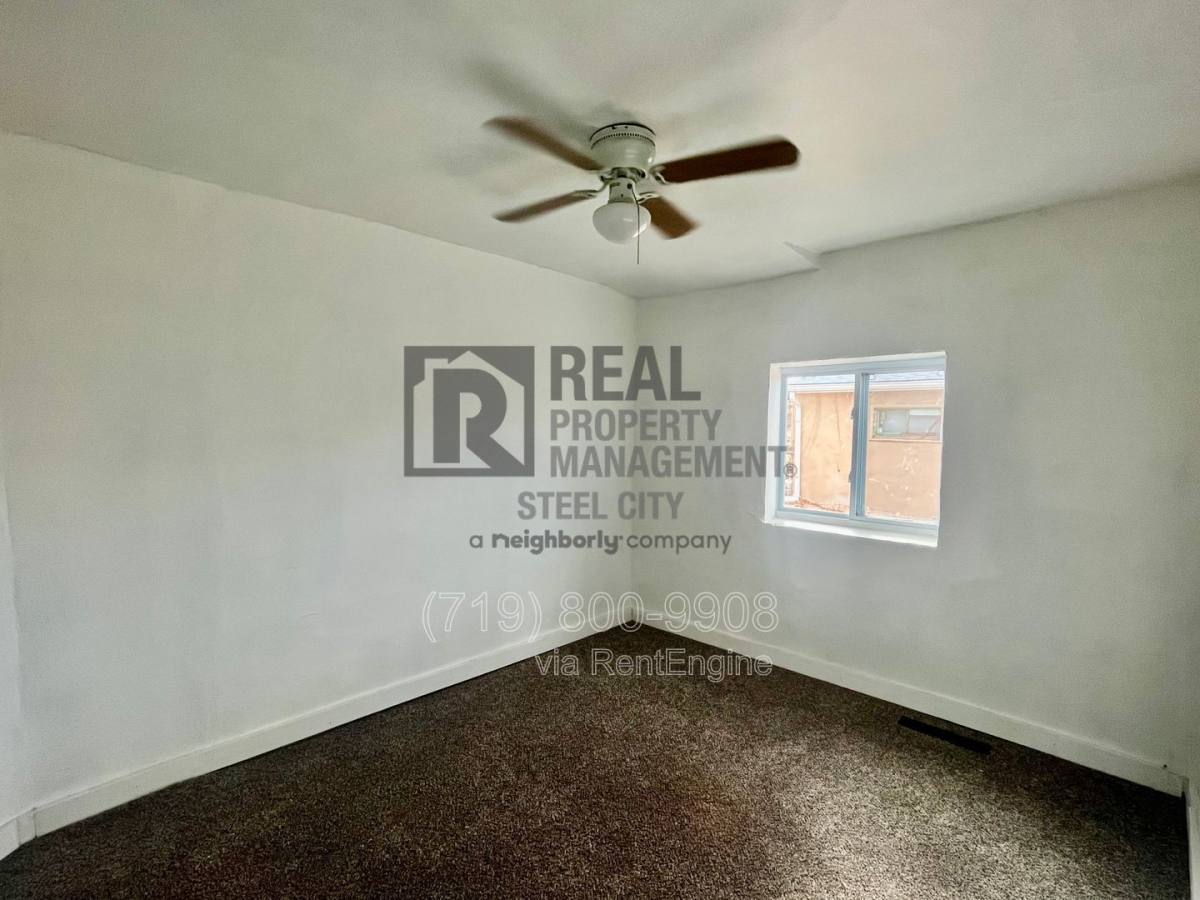 Apartment for rent at 2802 Lakeview Ave, Pueblo, CO 81005