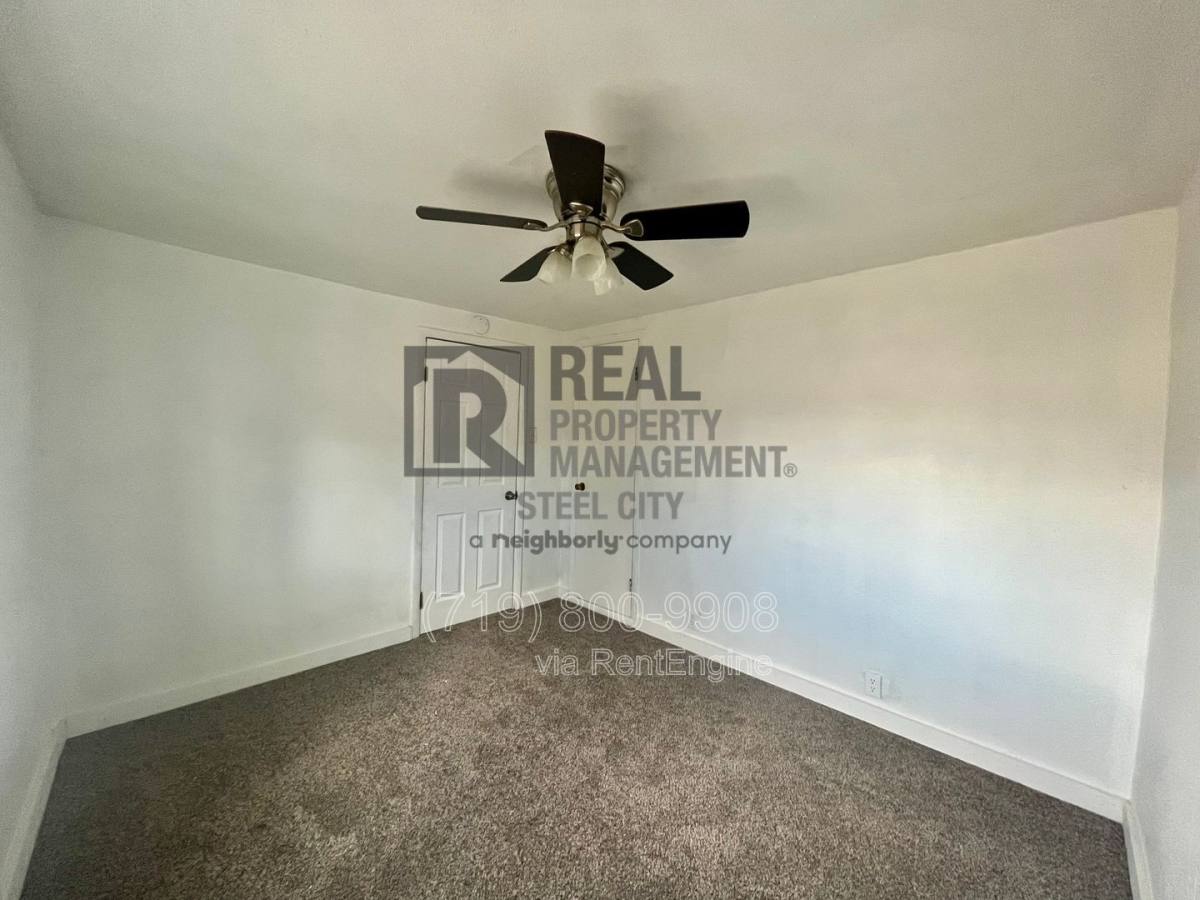 Apartment for rent at 2802 Lakeview Ave, Pueblo, CO 81005