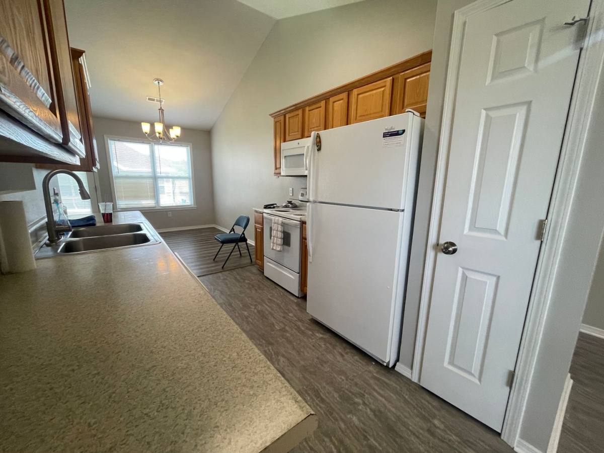 House for rent at 139 Woodland Dr N, Branson, MO 65616