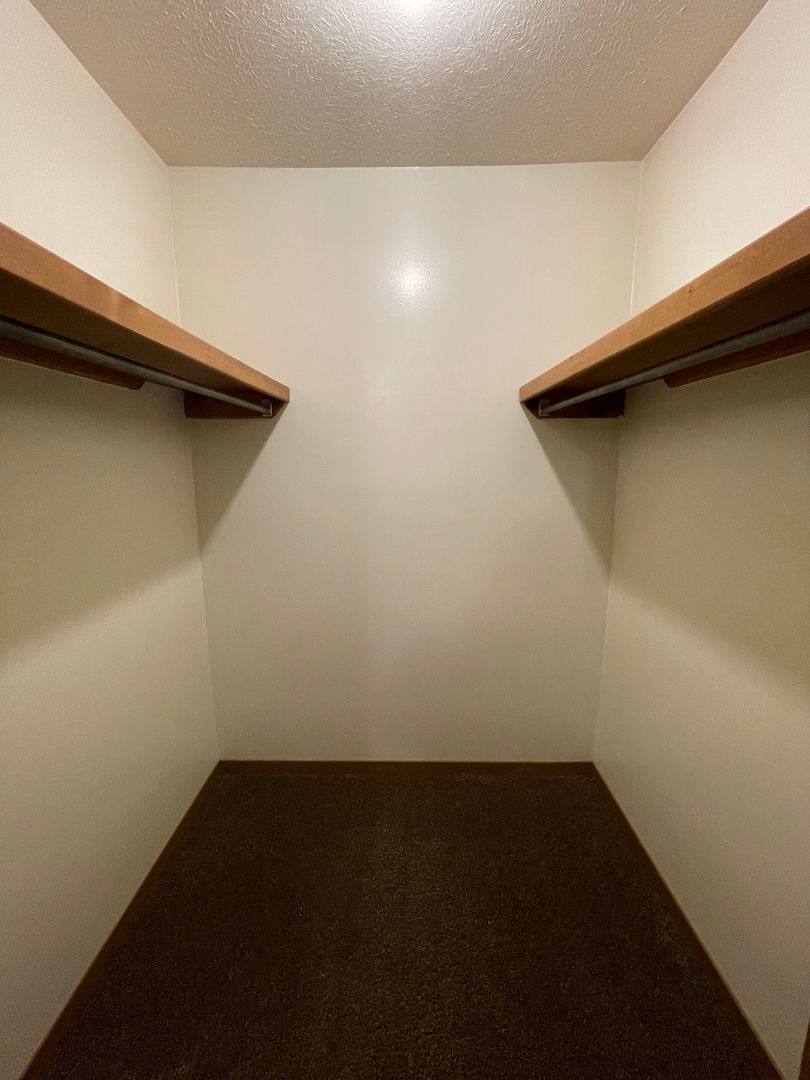 Apartment for rent at 435 S Silverwood Lane, Goshen, IN 46526
