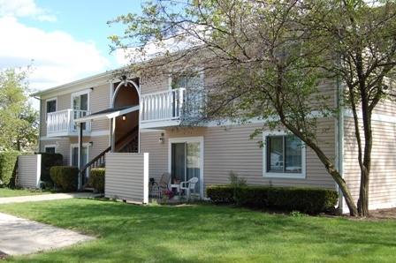 Apartment for rent at 435 S Silverwood Lane, Goshen, IN 46526