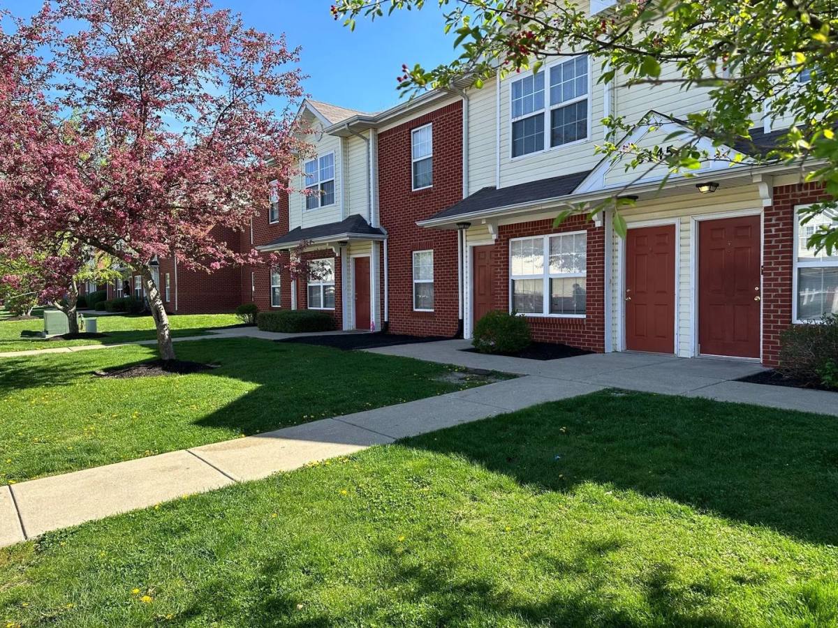House for rent at 6014 Castleford Dr, Indianapolis, IN 46203
