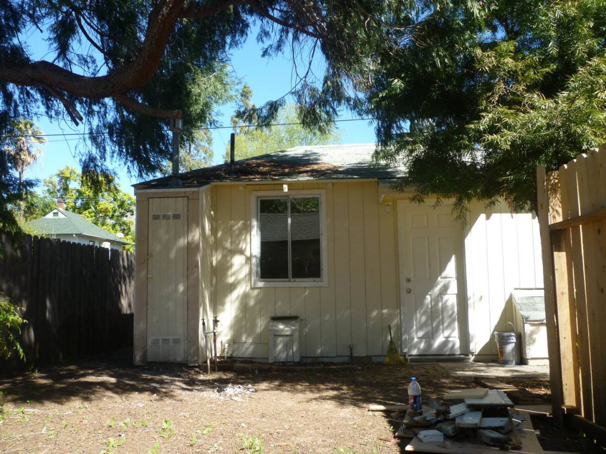 House for rent at 332 W 20th St, Chico, CA 95928