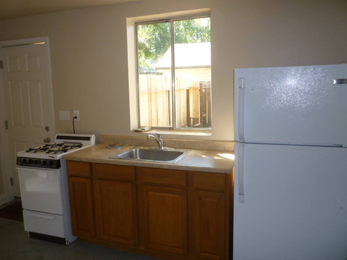 House for rent at 332 W 20th St, Chico, CA 95928
