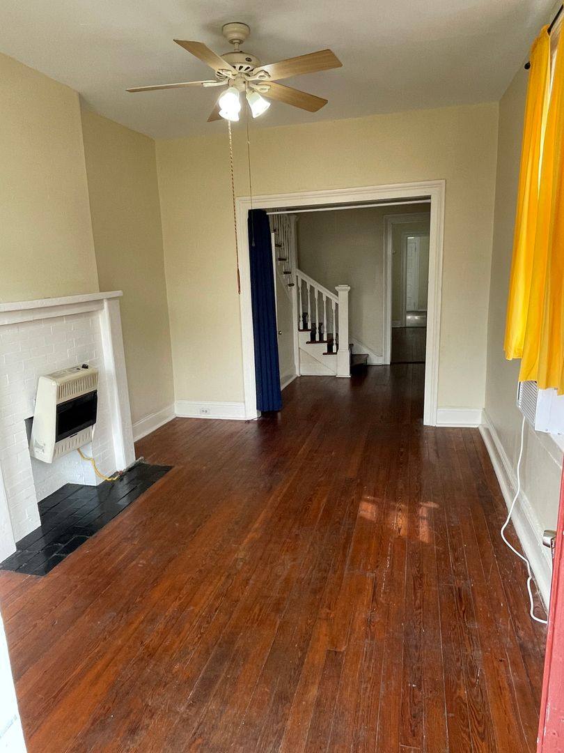 Townhouse for rent at 2717-19 Milan St, New Orleans, LA 70125