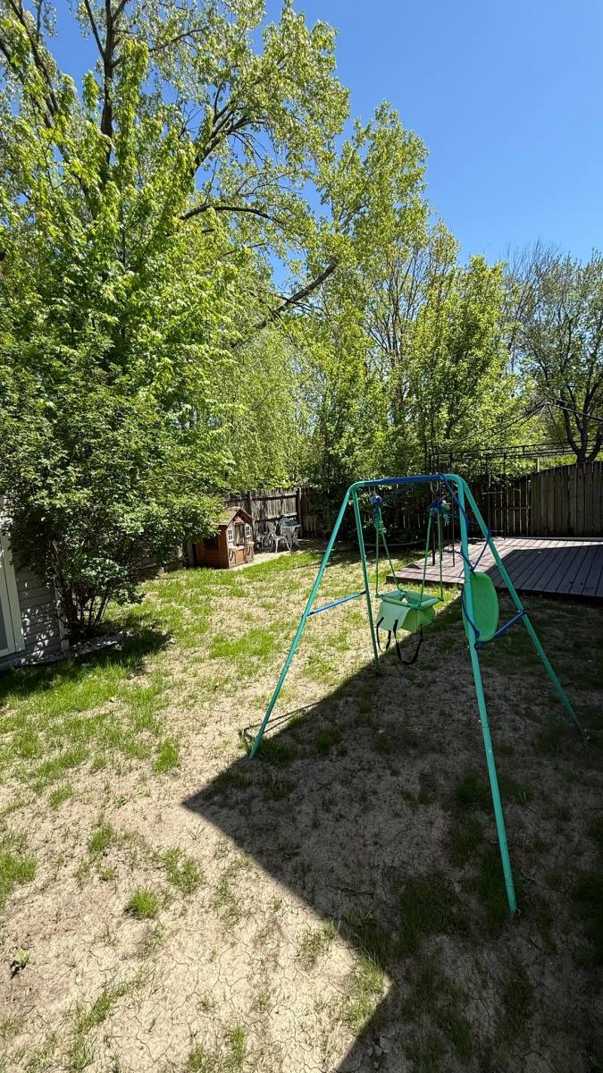 House for rent at 8311 Twana Dr, Urbandale, IA 50322