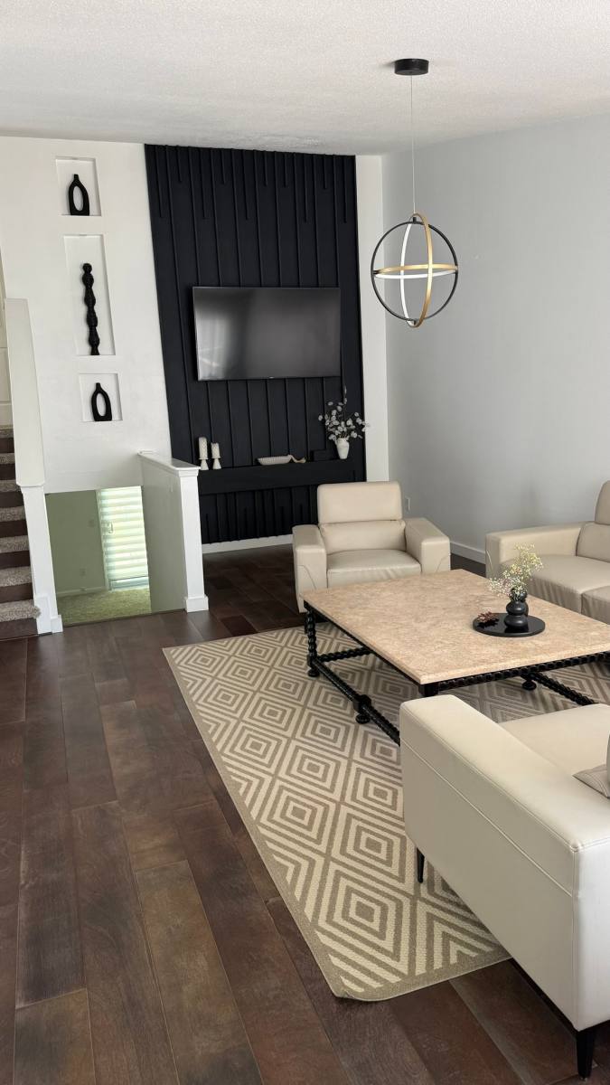 House for rent at 8311 Twana Dr, Urbandale, IA 50322