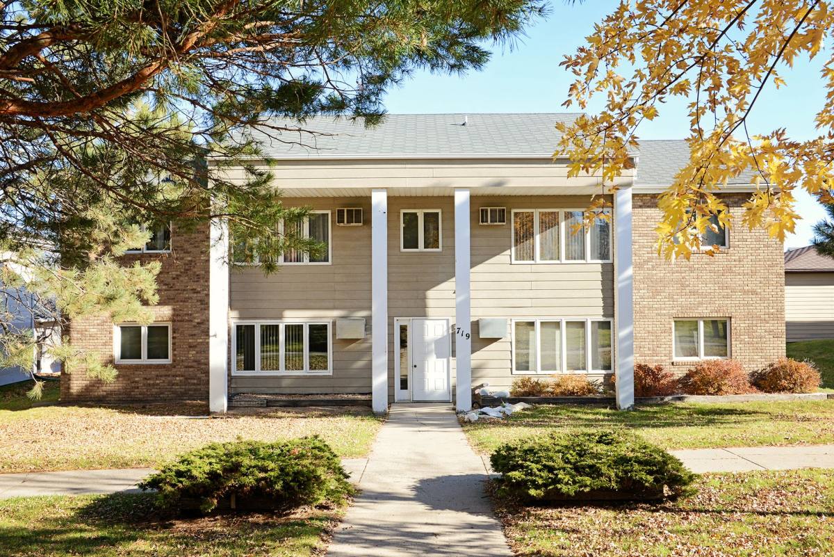 Apartment for rent at 719 28th Ave SW, Minot, ND 58701