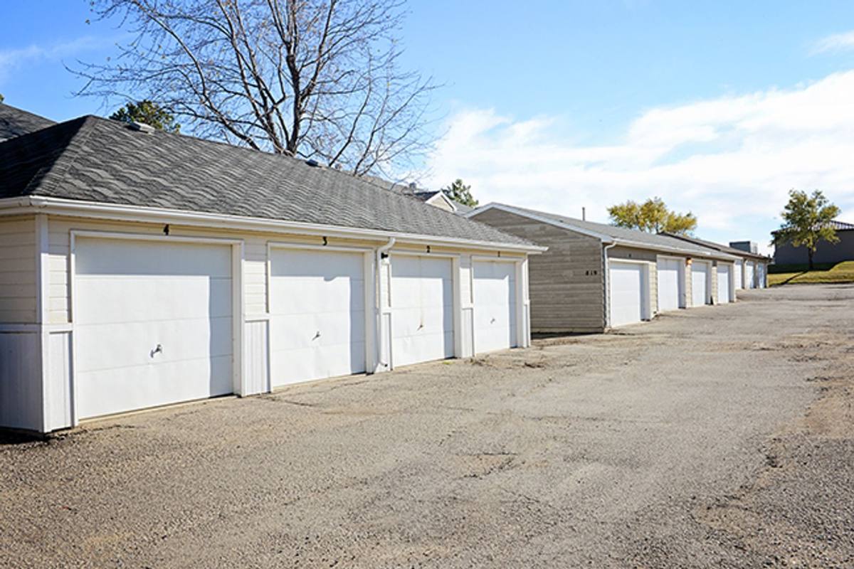 Apartment for rent at 719 28th Ave SW, Minot, ND 58701