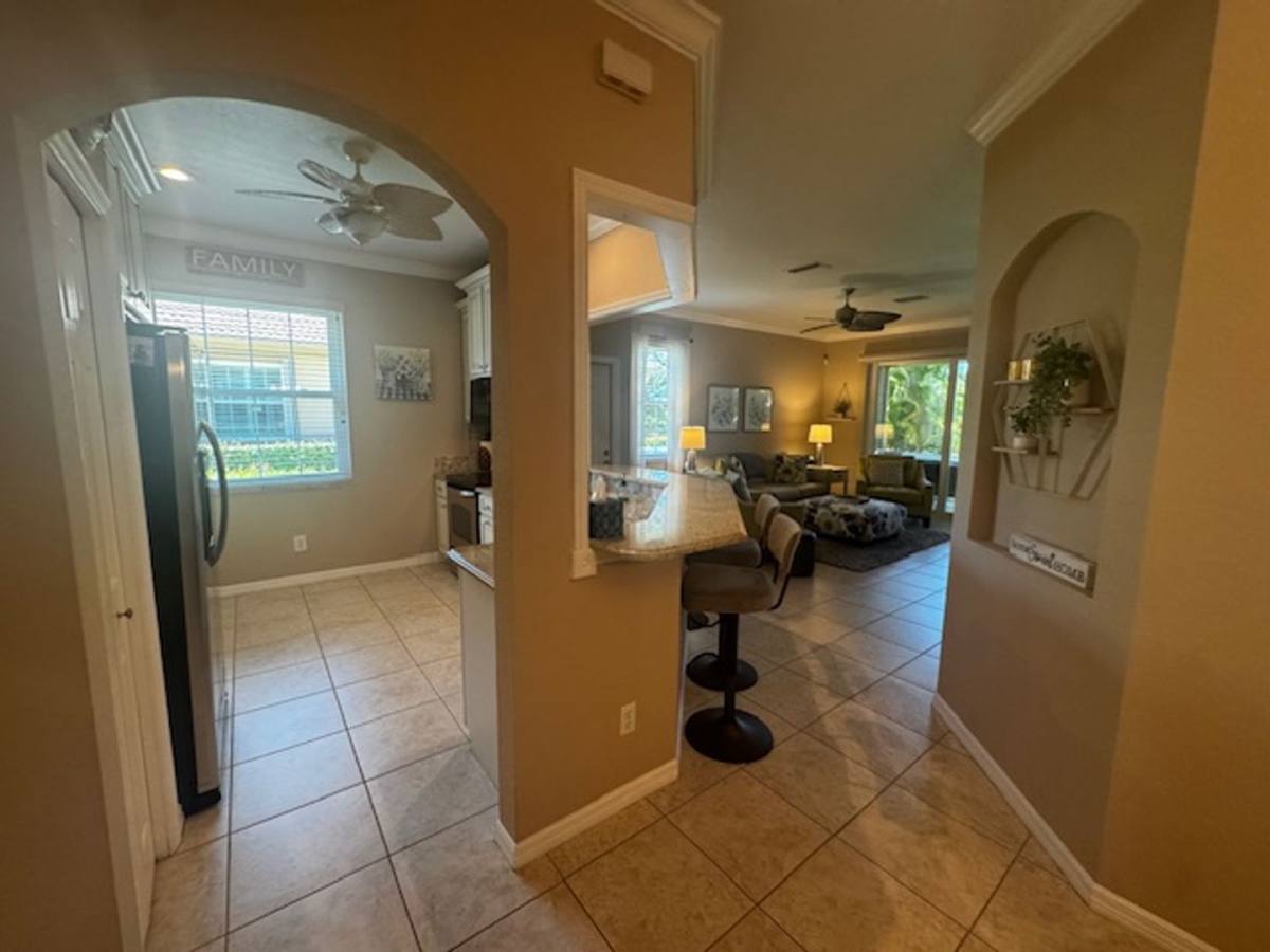 House for rent at 7850 Lake Sawgrass Loop, Fort Myers, FL 33907