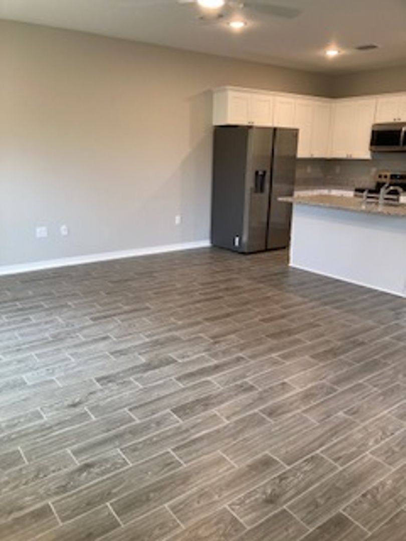 Townhouse for rent at 1827 Balboa Ave, Panama City, FL 32405