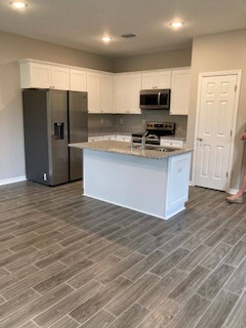 Townhouse for rent at 1827 Balboa Ave, Panama City, FL 32405