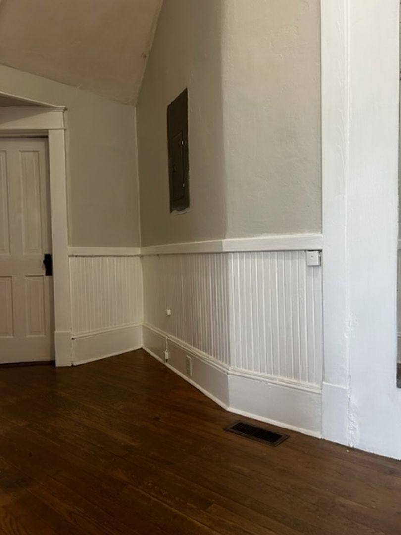 Apartment for rent at 412 Johnson St, New Bern, NC 28560
