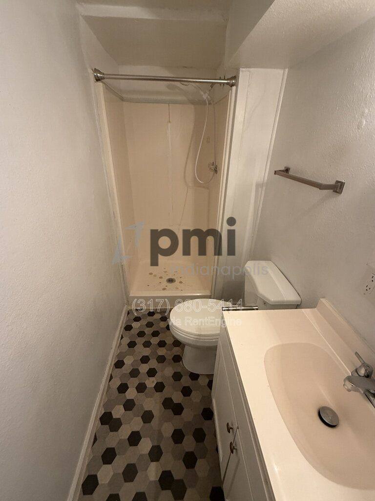 Apartment for rent at 1311 E 11th St #2, Muncie, IN 47302