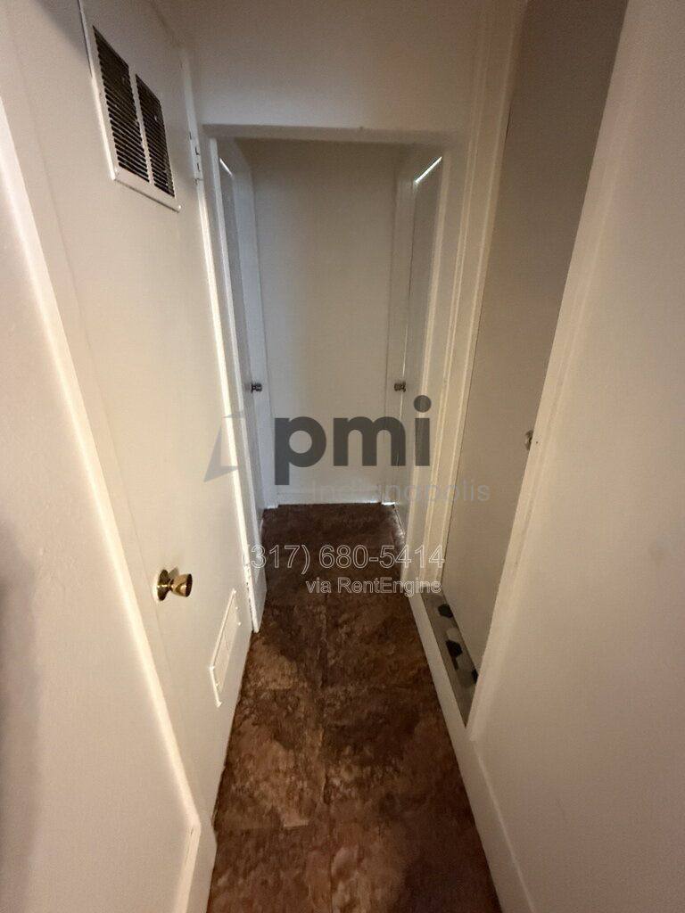 Apartment for rent at 1311 E 11th St #2, Muncie, IN 47302