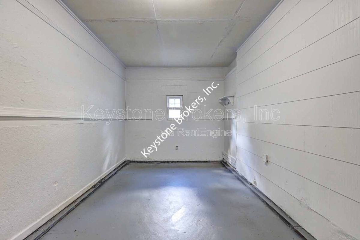 Apartment for rent at 3495 Charleston Circle, Macon, GA 31204