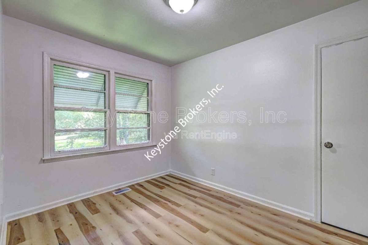 Apartment for rent at 3495 Charleston Circle, Macon, GA 31204
