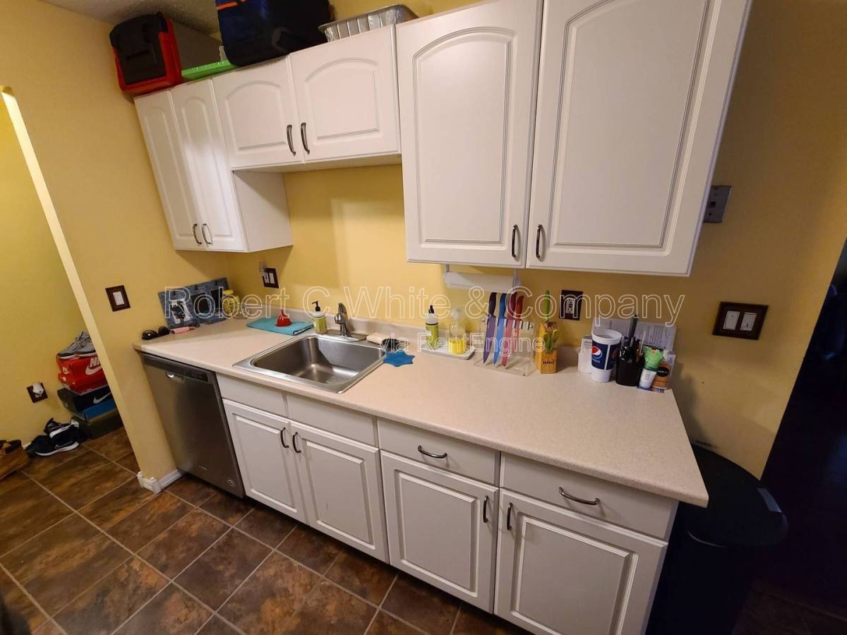 Condo for rent at 95 Woodsedge Dr #3C, Newington, CT 06111