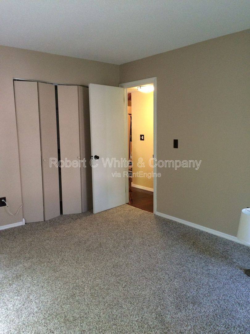 Condo for rent at 95 Woodsedge Dr #3C, Newington, CT 06111