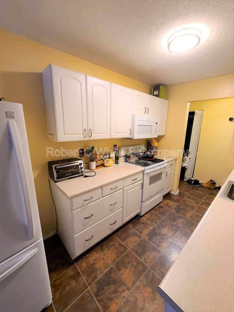 Condo for rent at 95 Woodsedge Dr #3C, Newington, CT 06111
