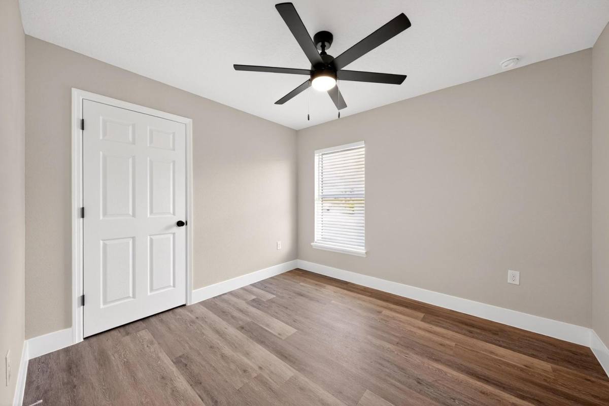 Apartment for rent at 32629 Vista Ave, Leesburg, FL 34788