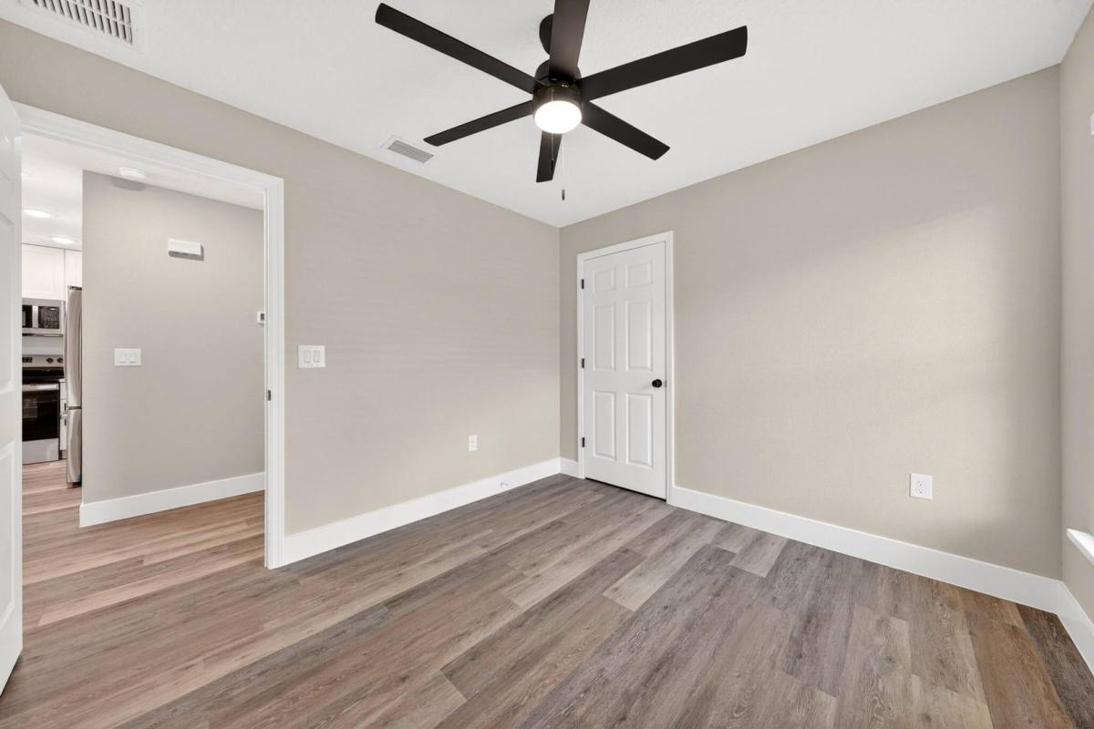 Apartment for rent at 32629 Vista Ave, Leesburg, FL 34788