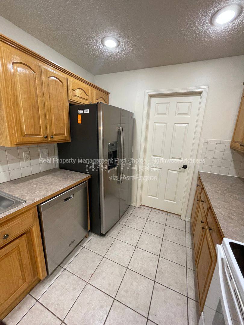 House for rent at 1904 SW Spruce Rd, Bentonville, AR 72712
