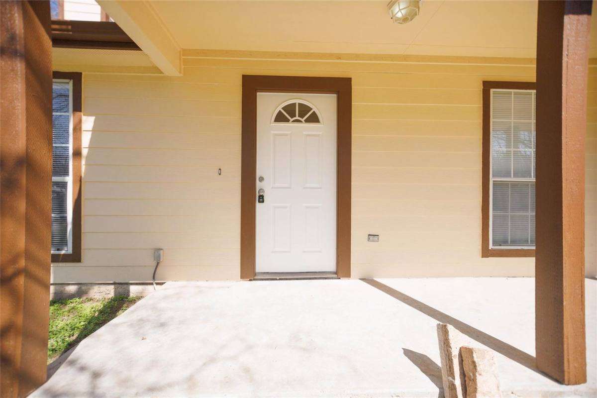 House for rent at 164 Kaeleku Lane, Bastrop, TX 78602