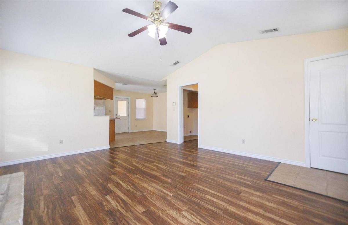 House for rent at 164 Kaeleku Lane, Bastrop, TX 78602